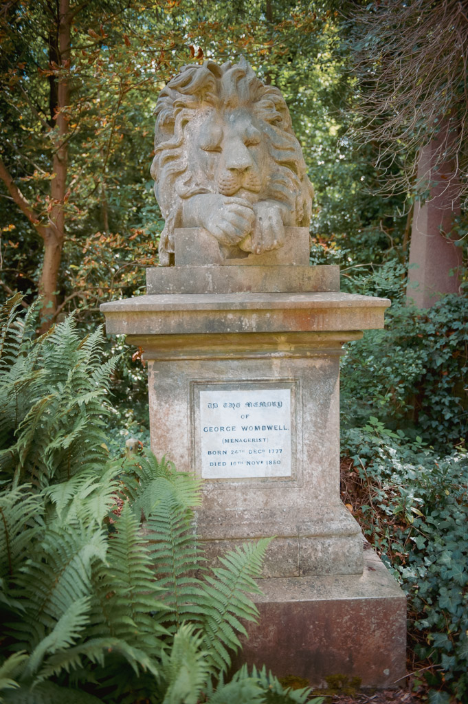 Bijzondere Tip: Highgate Cemetery - Begraafplaats in Londen voor Beroemdheden || The London Tester