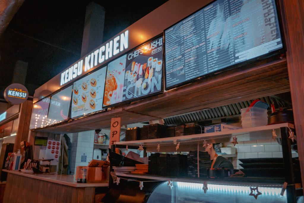 Verborgen Foodhall in Londen: Medz Corner in de Wijk Kensington || The London Tester