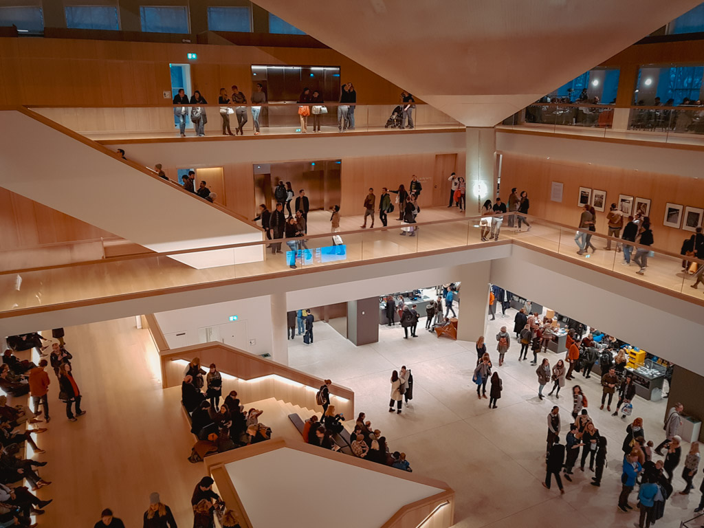 Het Design Museum in Londen: Boeiende Gratis & Betaalde Tijdelijke Tentoonstellingen || The London Tester