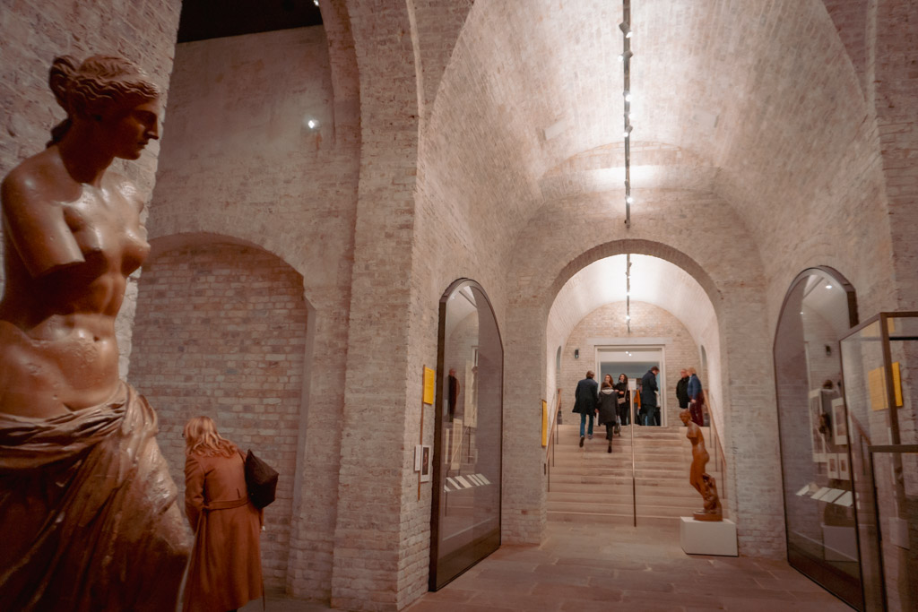 Royal Academy of Arts in Londen: Oudste Kunstacademie in het VK || The London Tester