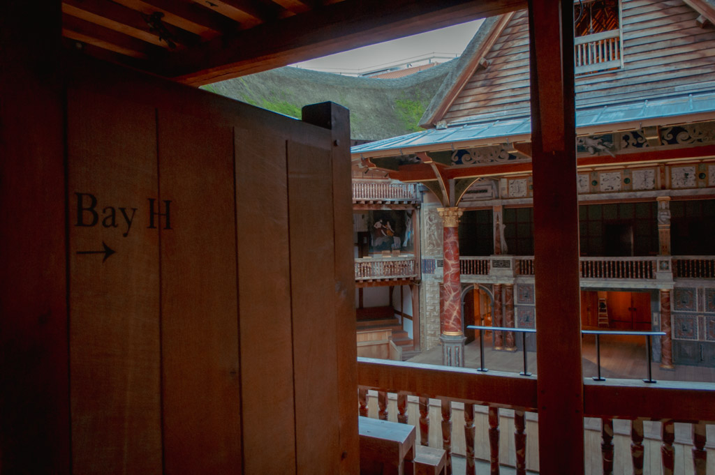 Shakespeares Globe Theater in Londen: £5 Voorstellingen! || The London Tester