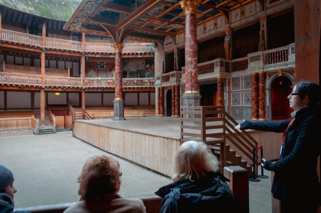 Shakespeares Globe Theater in Londen: £5 Voorstellingen! || The London Tester
