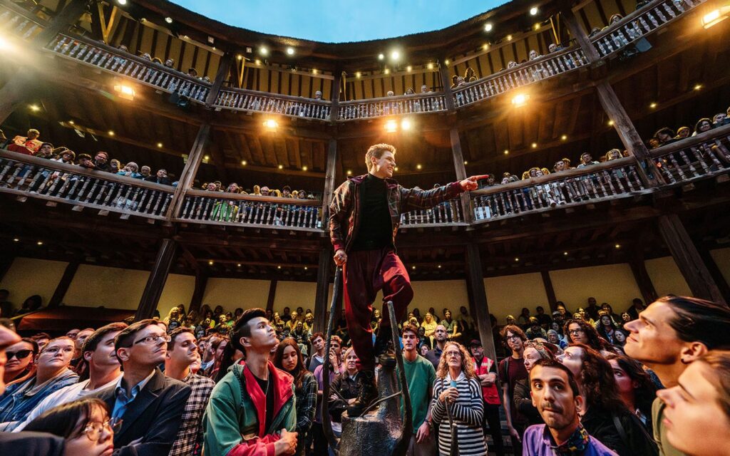 Shakespeares Globe Theater in Londen: £5 Voorstellingen! || The London Tester