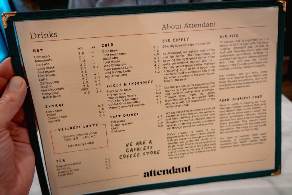 Fijn Brunchcafé in Londen: Attendant Coffee Roasters in de Wijk Shoreditch || The London Tester