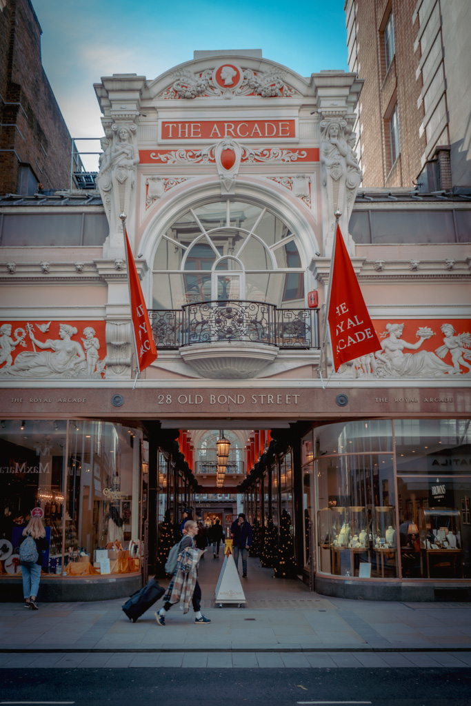 Duurste Winkelstraat Londen: Bond Street || The London Tester