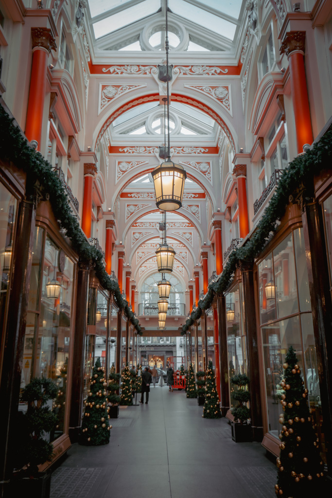 Duurste Winkelstraat Londen: Bond Street || The London Tester