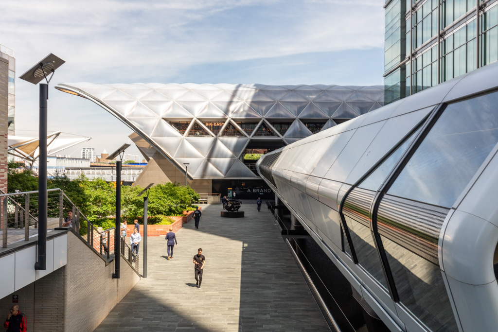 Modern Winkelcentrum Londen: Canary Wharf || The London Tester