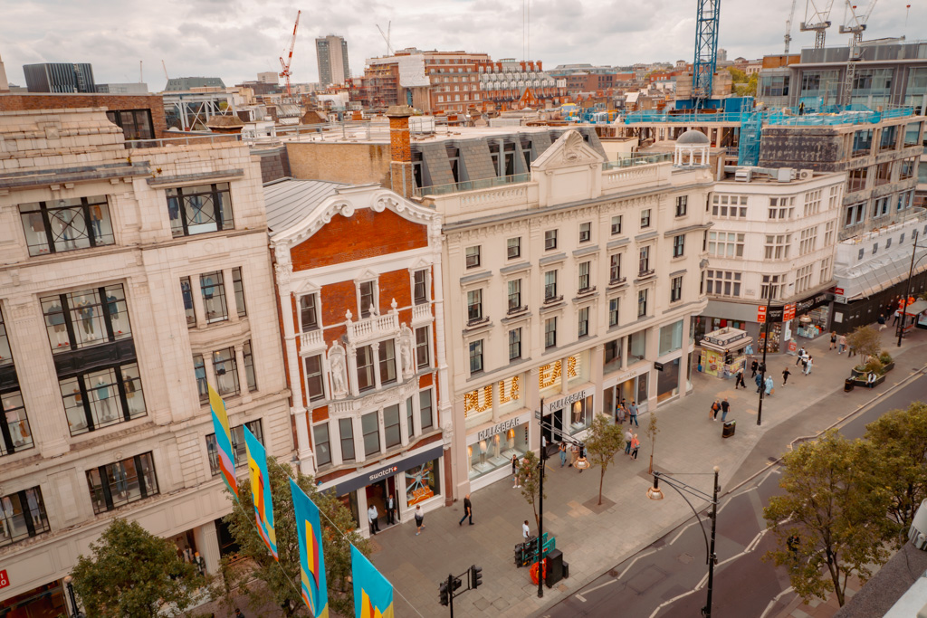 Grootste Winkelstraat Londen: Oxford Street || The London Tester