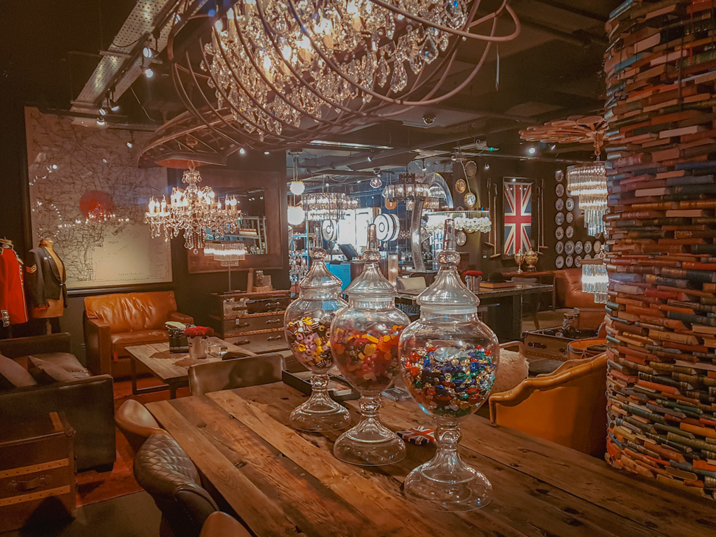 Woonwinkels In Londen: Tottenham Court Road || The London Tester