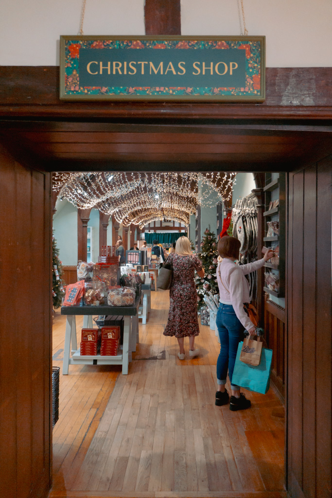 Liberty London Warenhuis: Iconisch Gebouw in Londen || The London Tester
